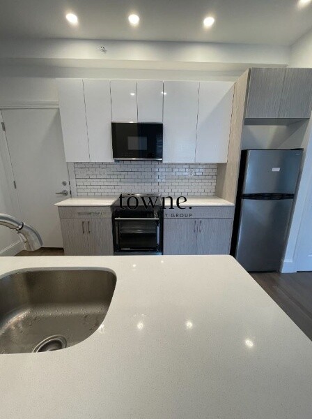 11 Queensberry St, Fenway