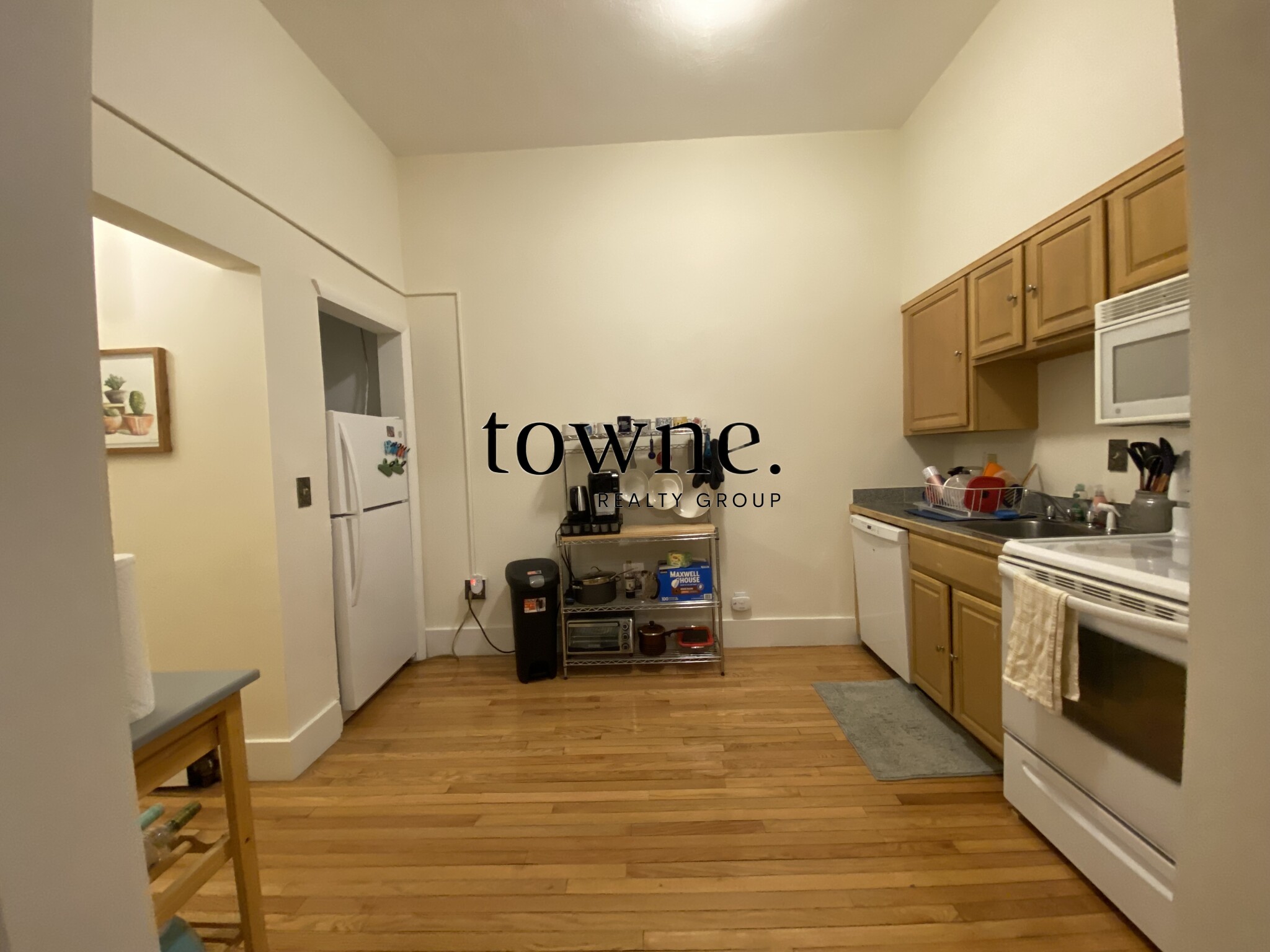 15 Aberdeen St, Fenway