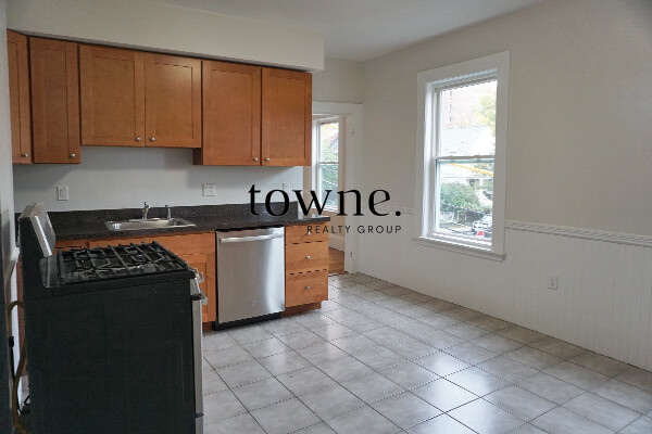 56 Oxford St, Porter Square