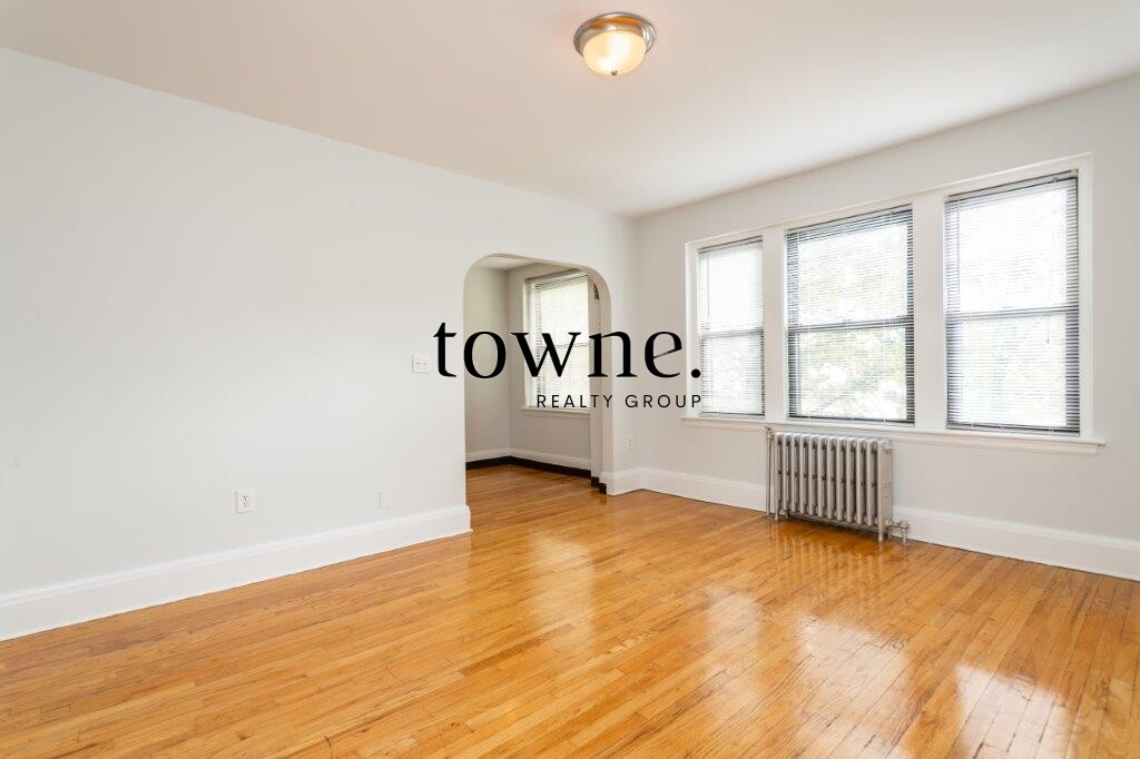 123 Highland Ave, Prospect Hill