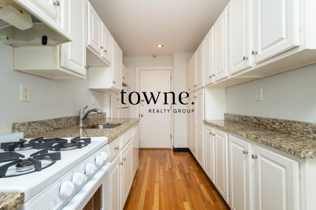 123 Highland Ave, Prospect Hill