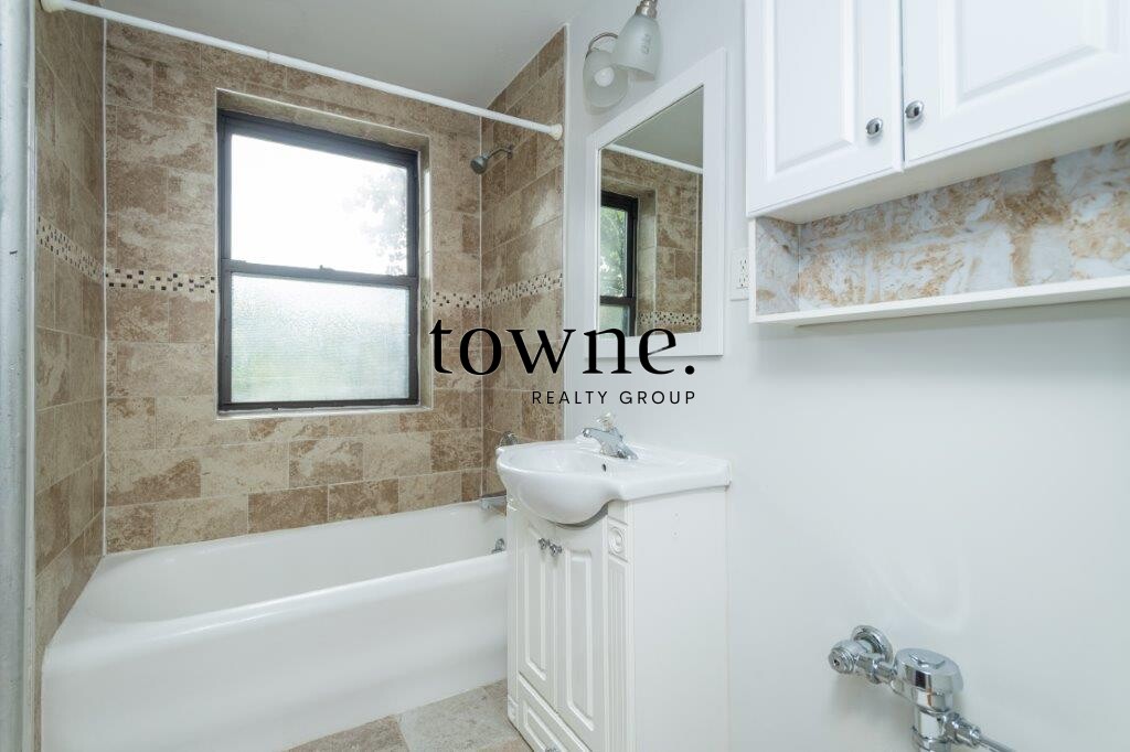 123 Highland Ave, Prospect Hill