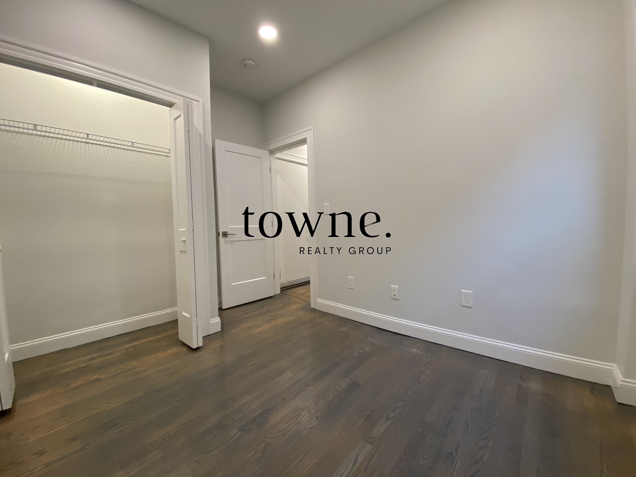 32 Queensberry St, Fenway