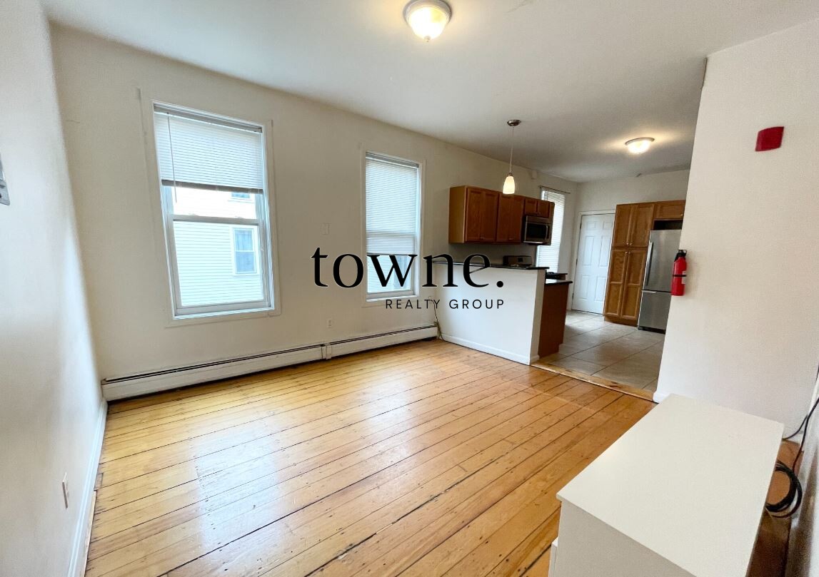 52 Delle Ave, Mission Hill