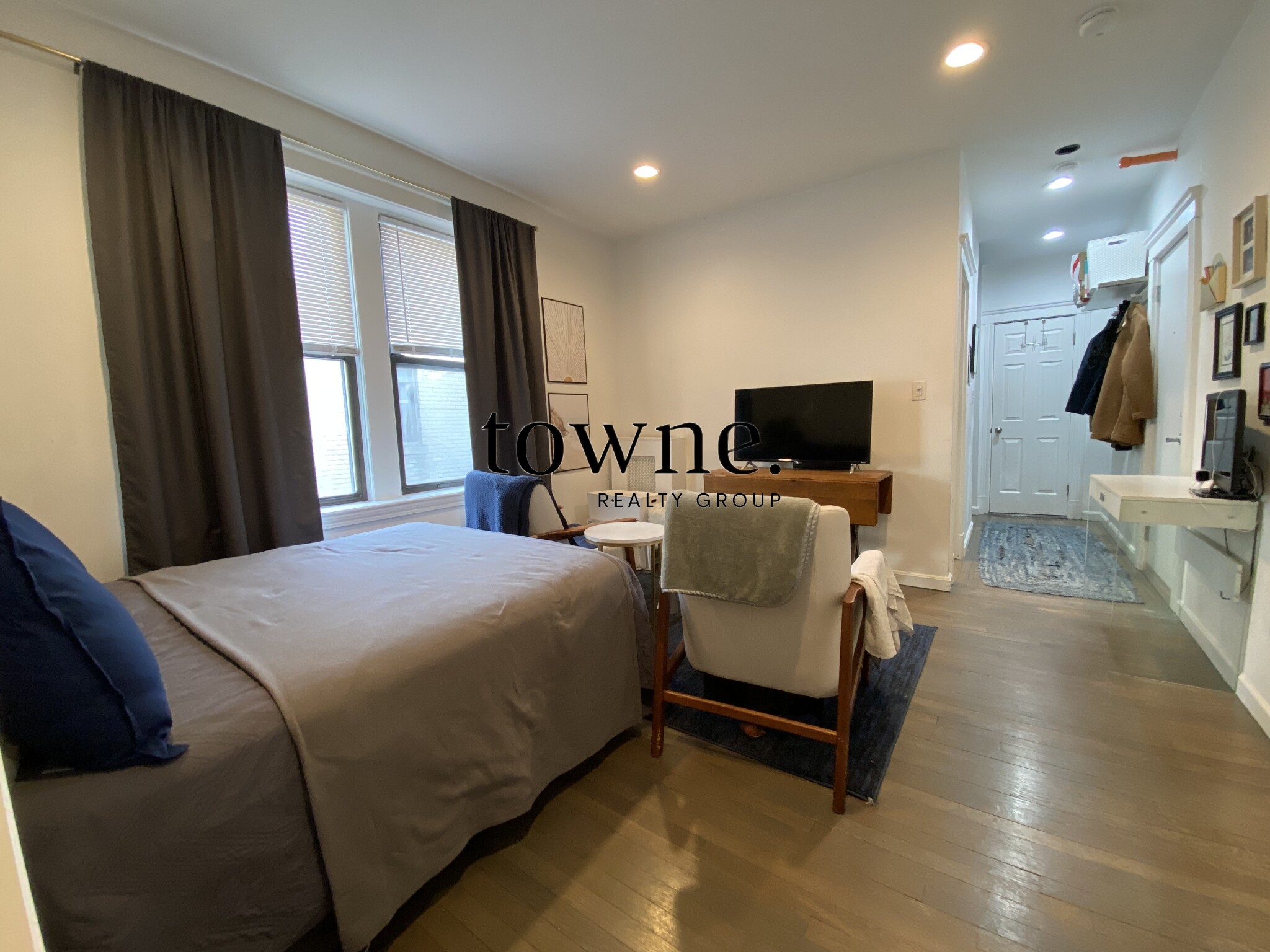 19 Peterborough St, Fenway