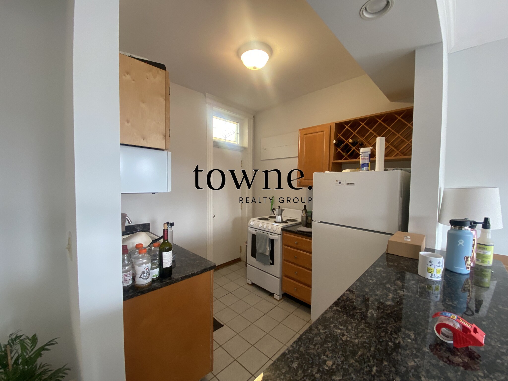 100 Queensberry St, Fenway