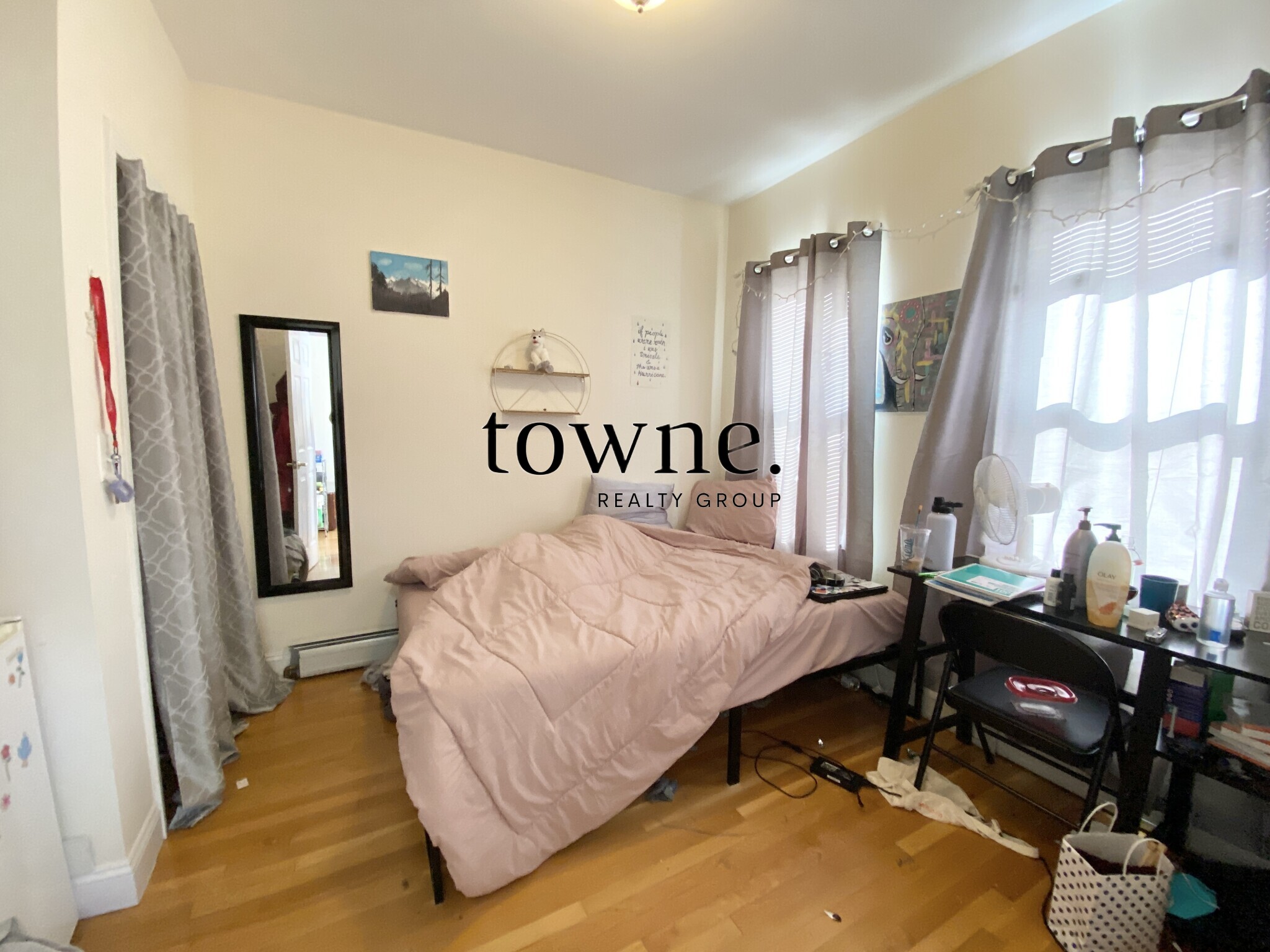 143 Hillside St, Mission Hill