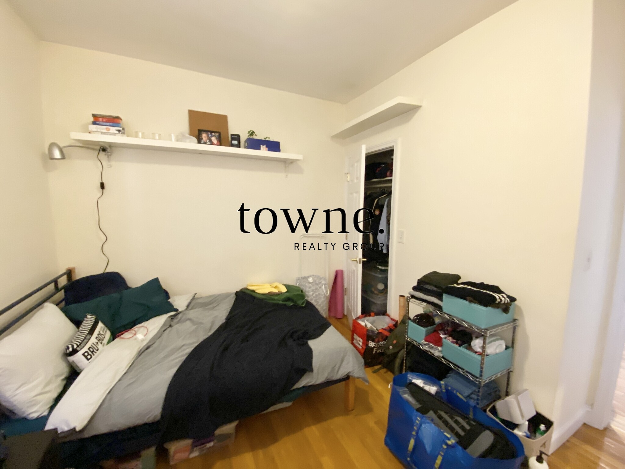 143 Hillside St, Mission Hill