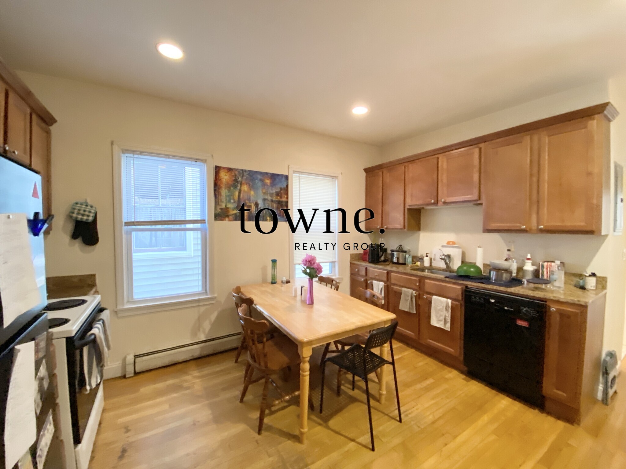 143 Hillside St, Mission Hill