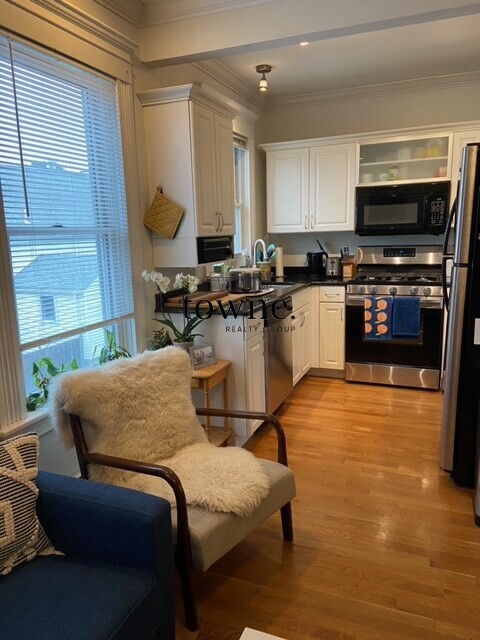 3 Grimes St, South Boston