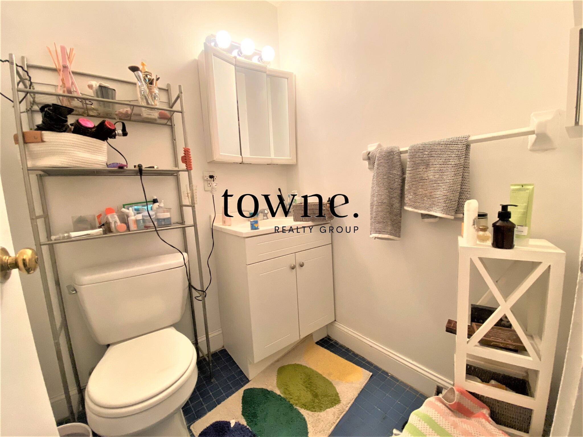 23 Cortes St, Back Bay