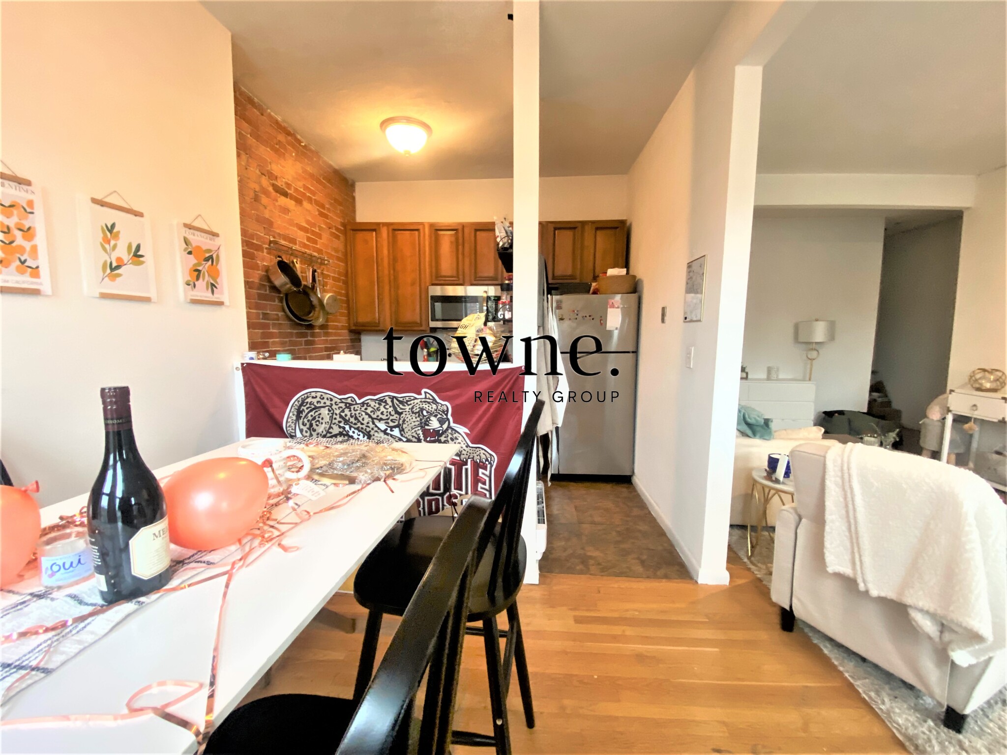 23 Cortes St, Back Bay