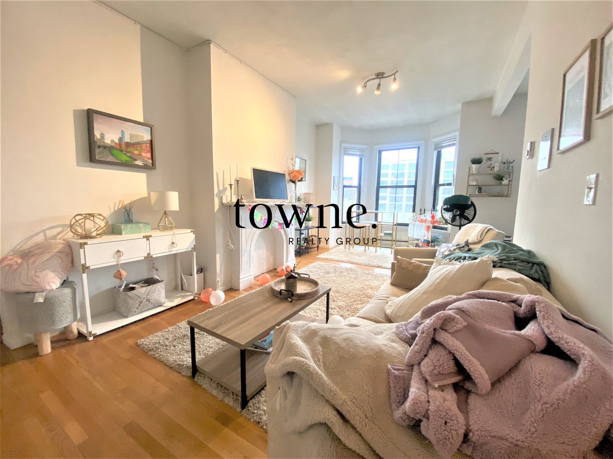 23 Cortes St, Back Bay