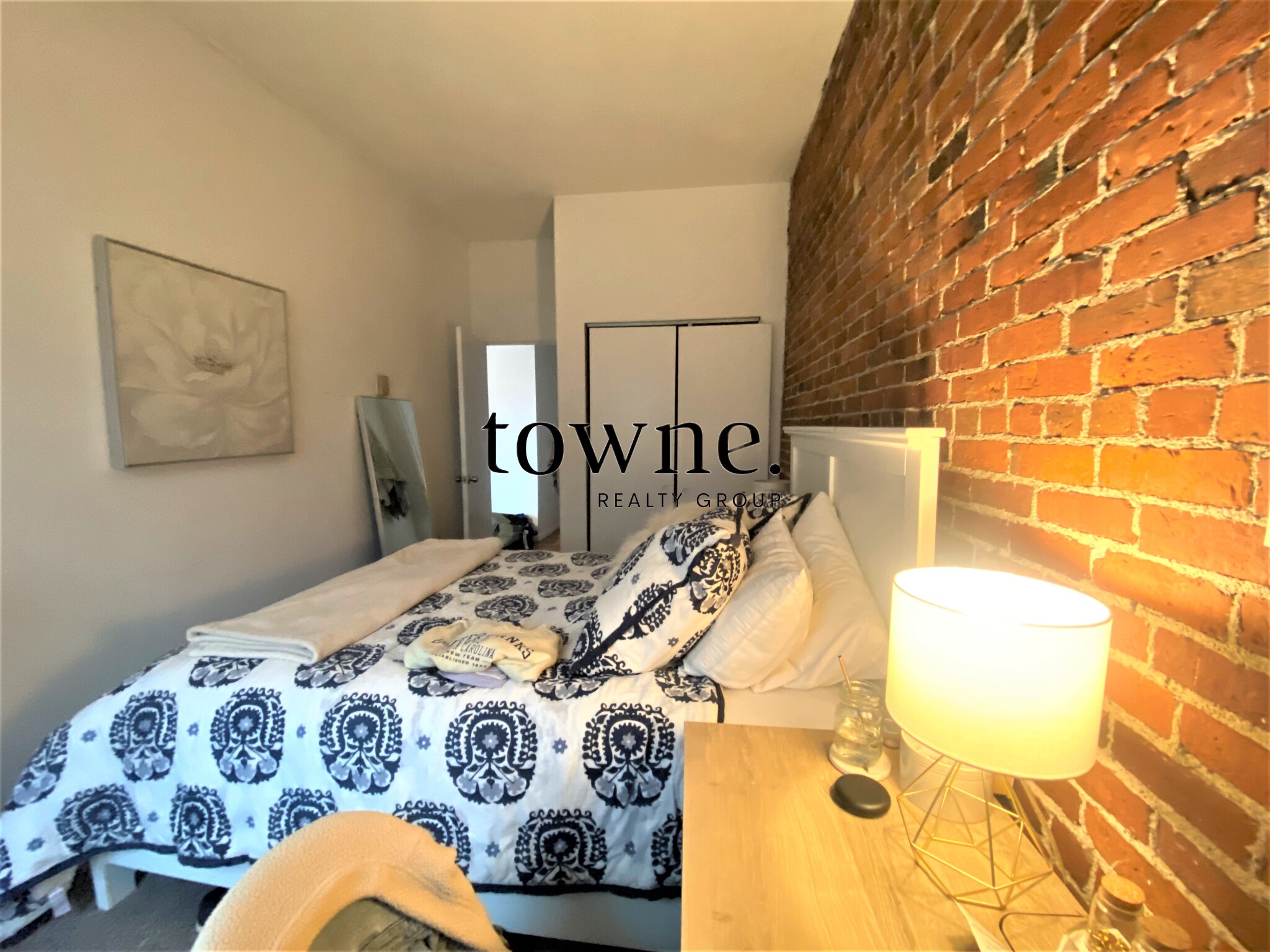 23 Cortes St, Back Bay