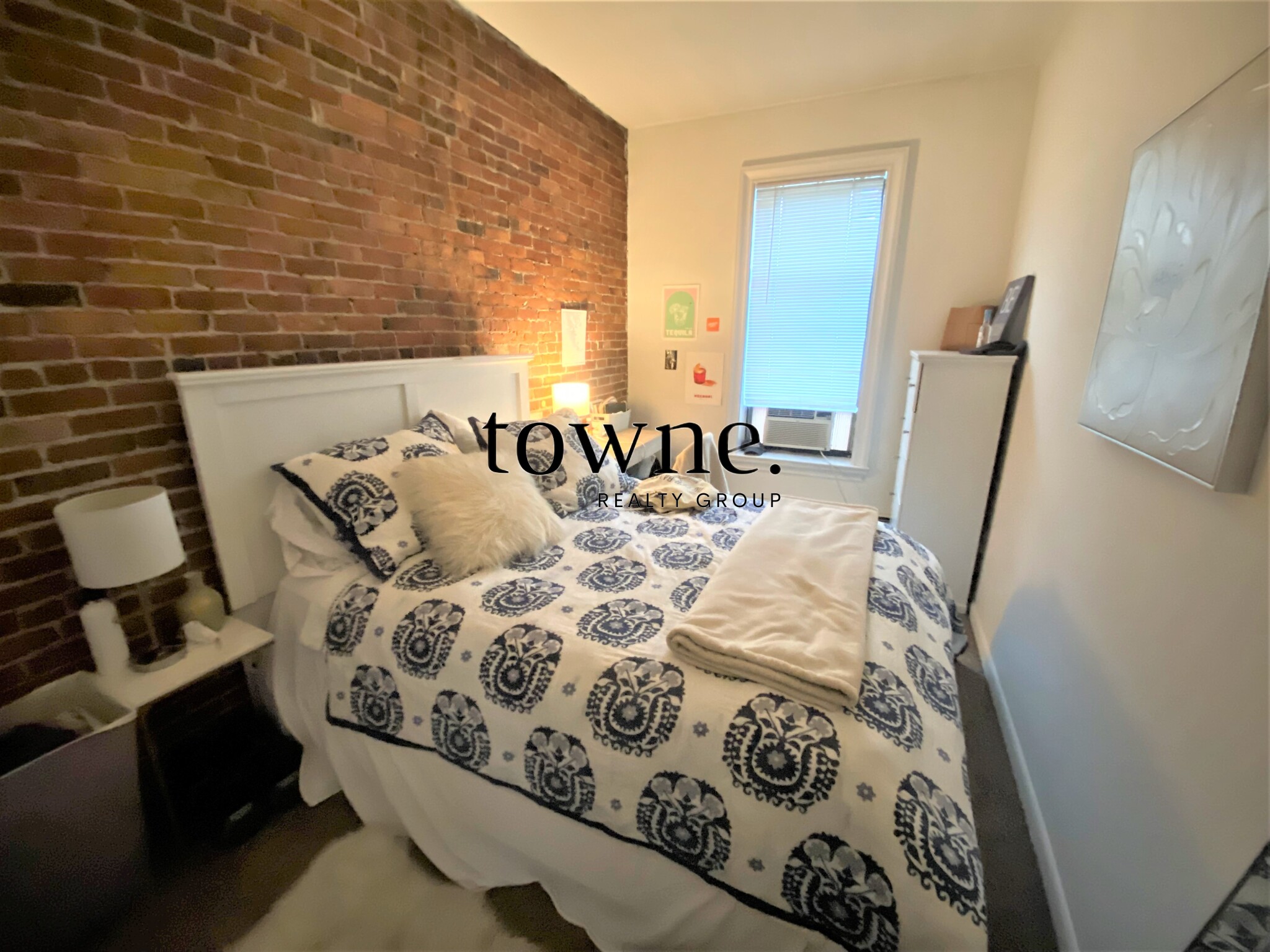 23 Cortes St, Back Bay