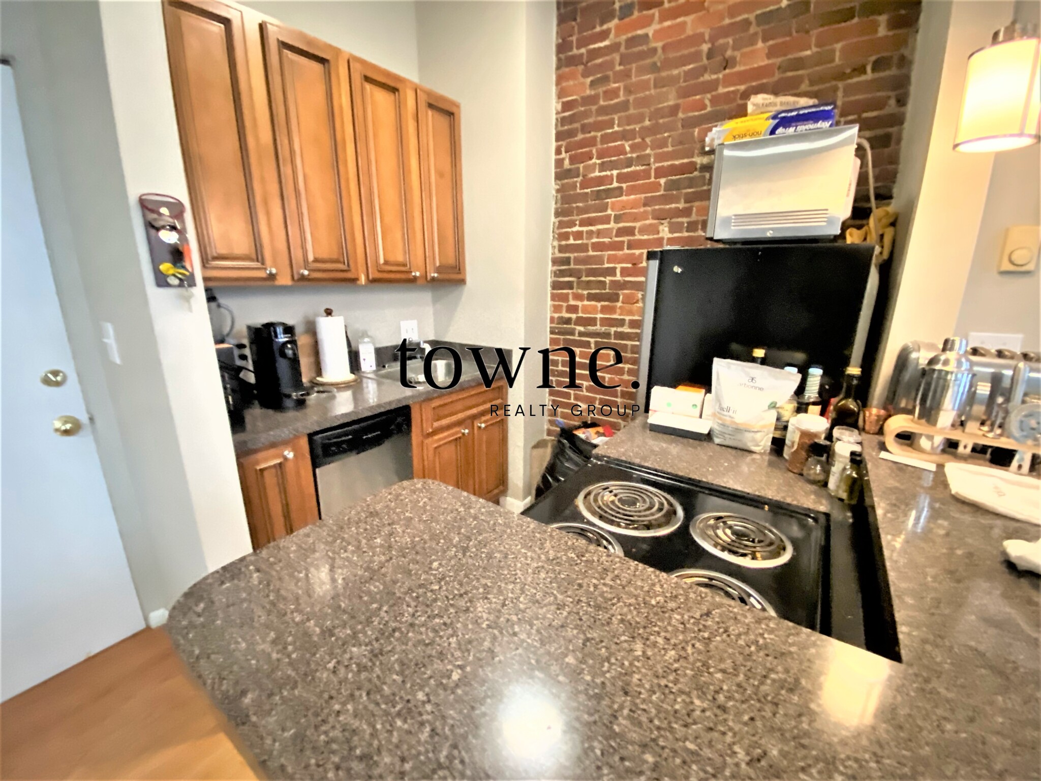 23 Cortes St, Back Bay