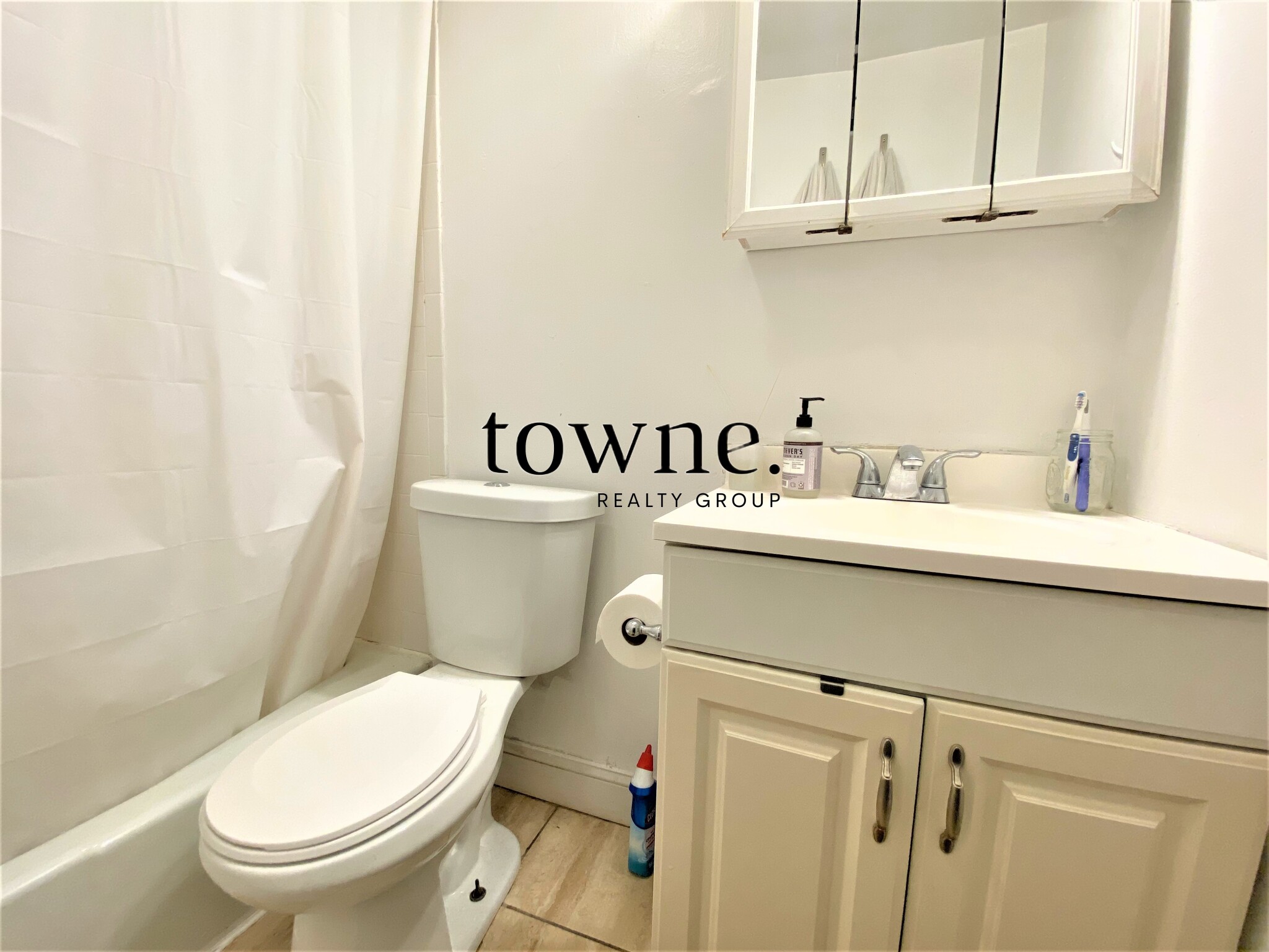 23 Cortes St, Back Bay