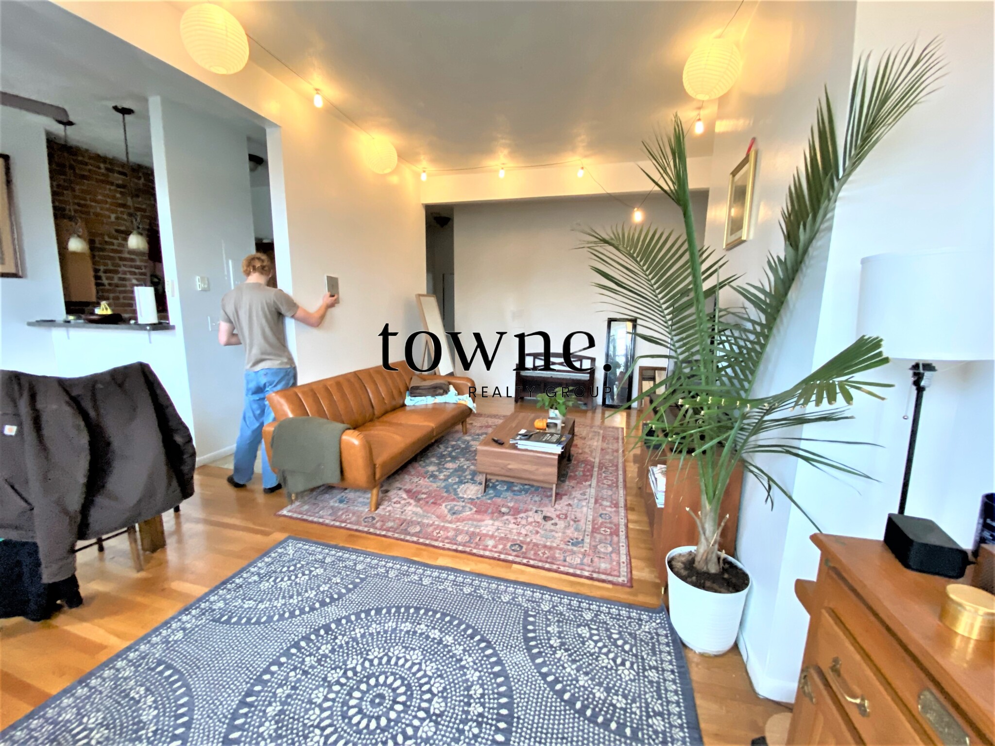 23 Cortes St, Back Bay