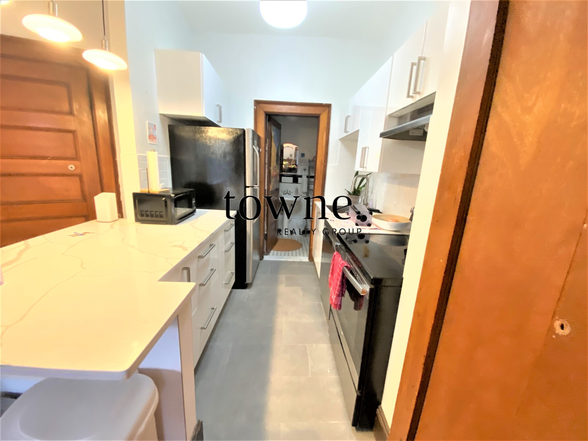 849 Beacon St, Fenway