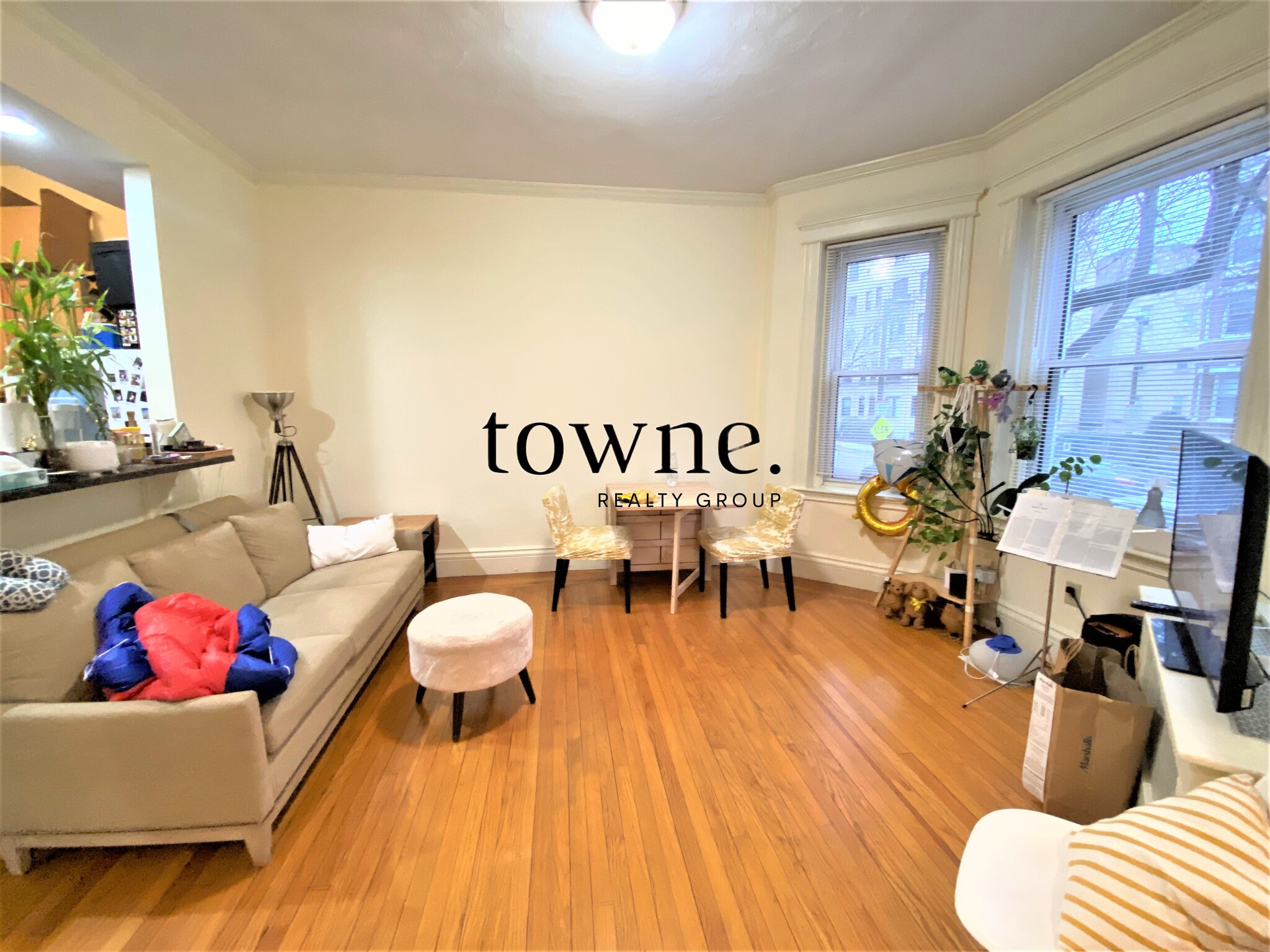 19 Queensberry St, Fenway