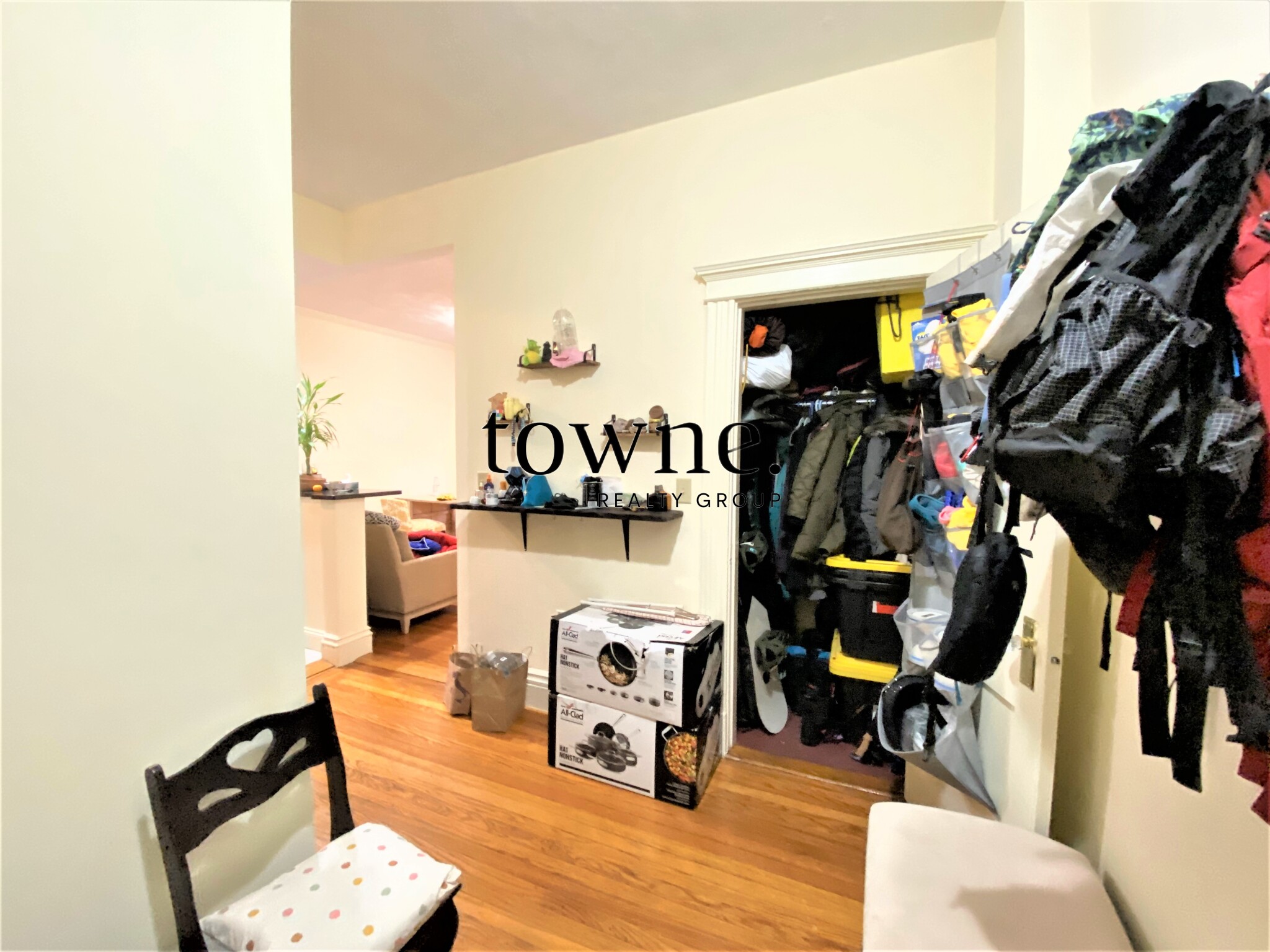 19 Queensberry St, Fenway