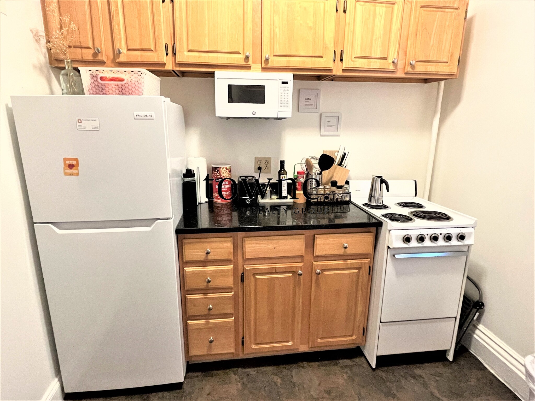 111 Queensberry St, Fenway