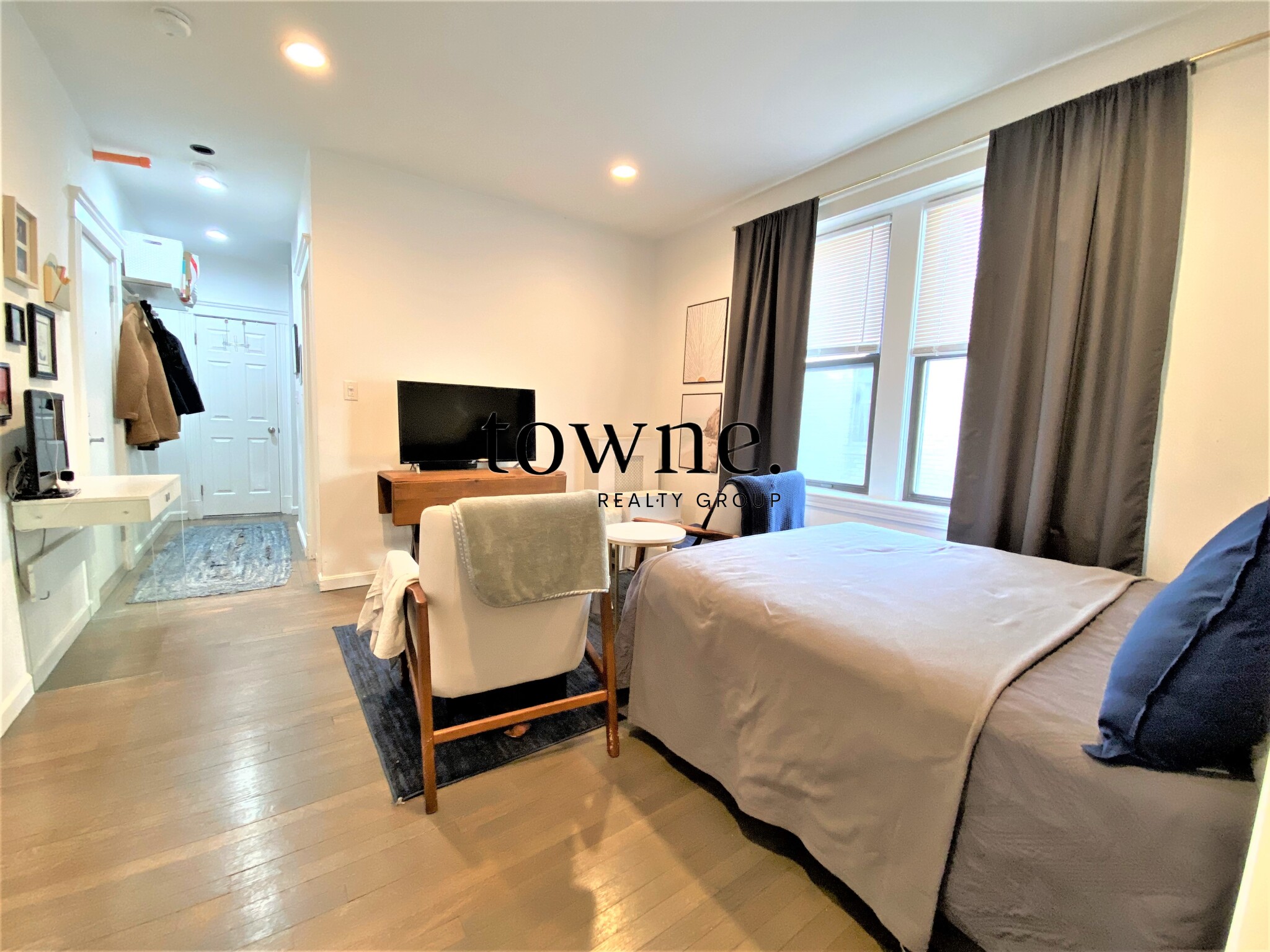 11 Peterborough St, Fenway