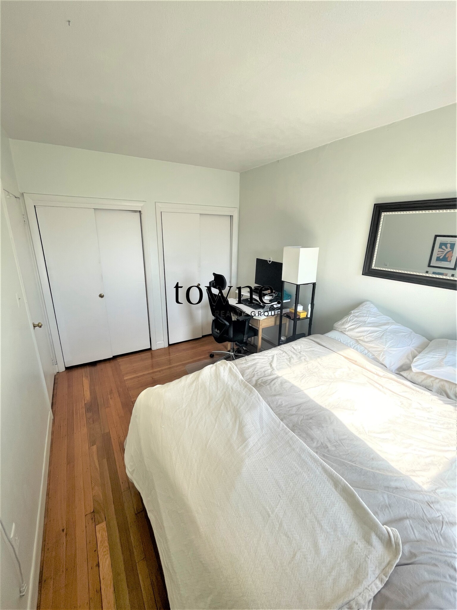 922 Beacon St, Fenway