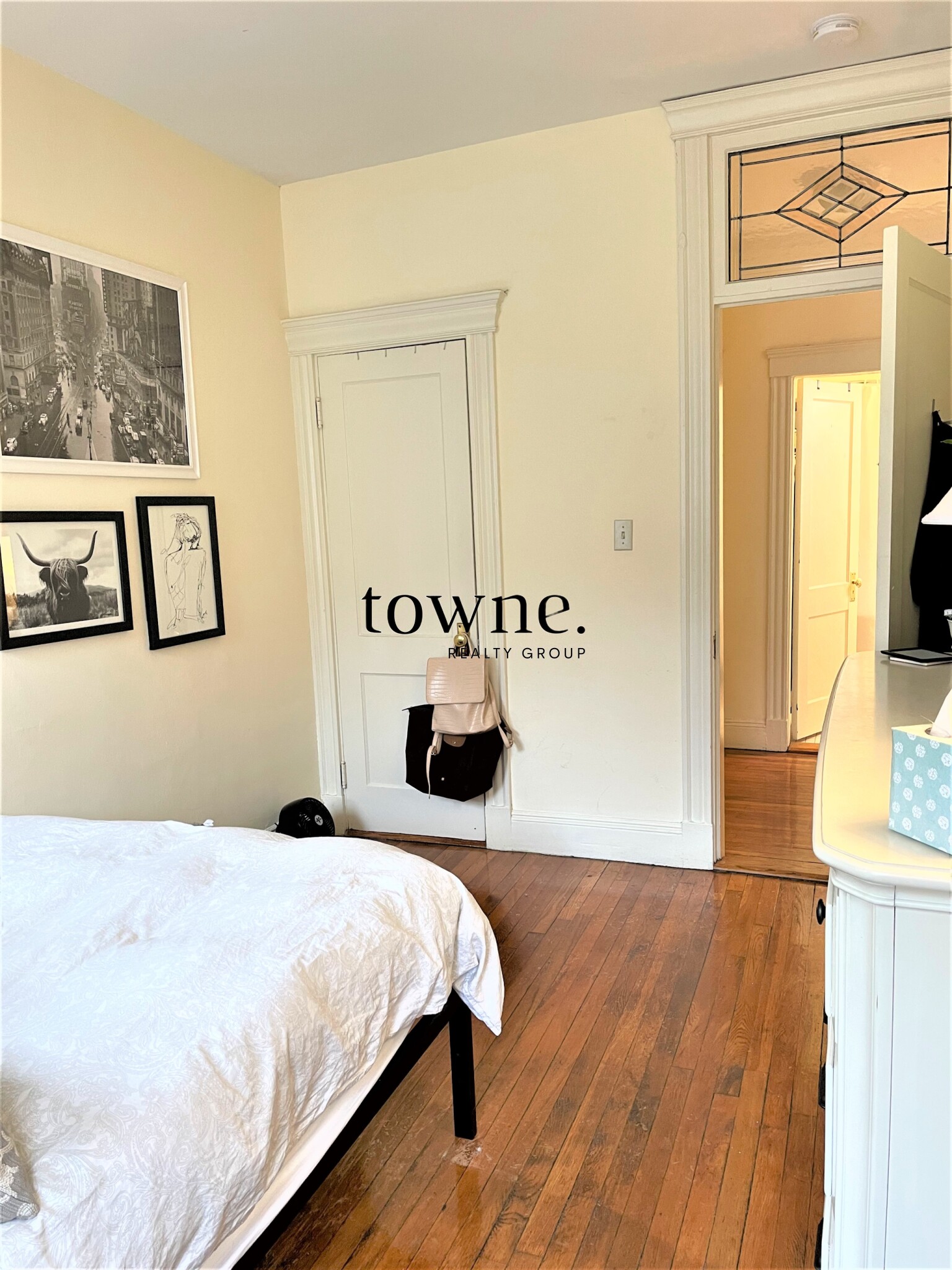 124 Peterborough St, Fenway