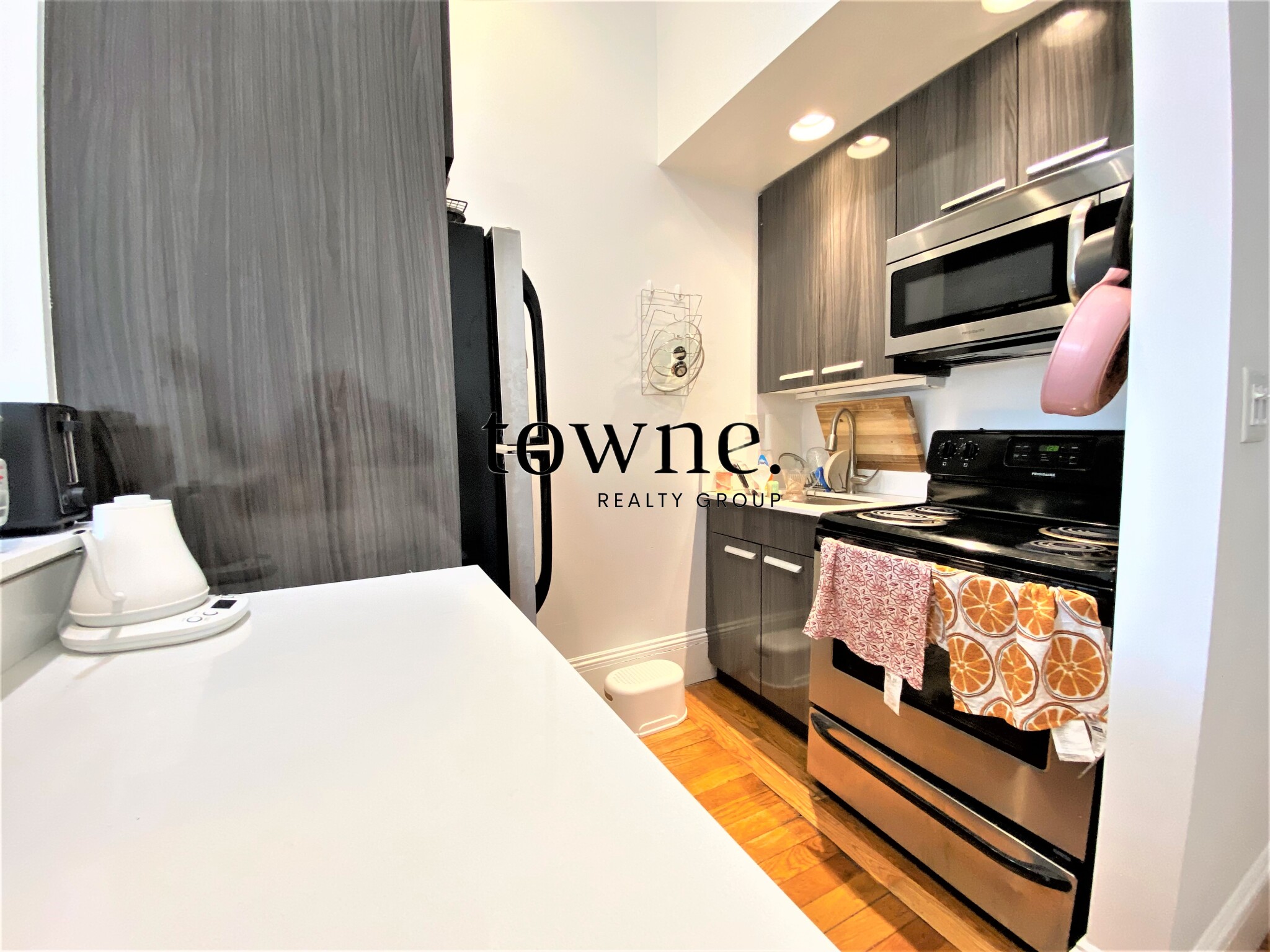 379 Commonwealth Ave, Back Bay