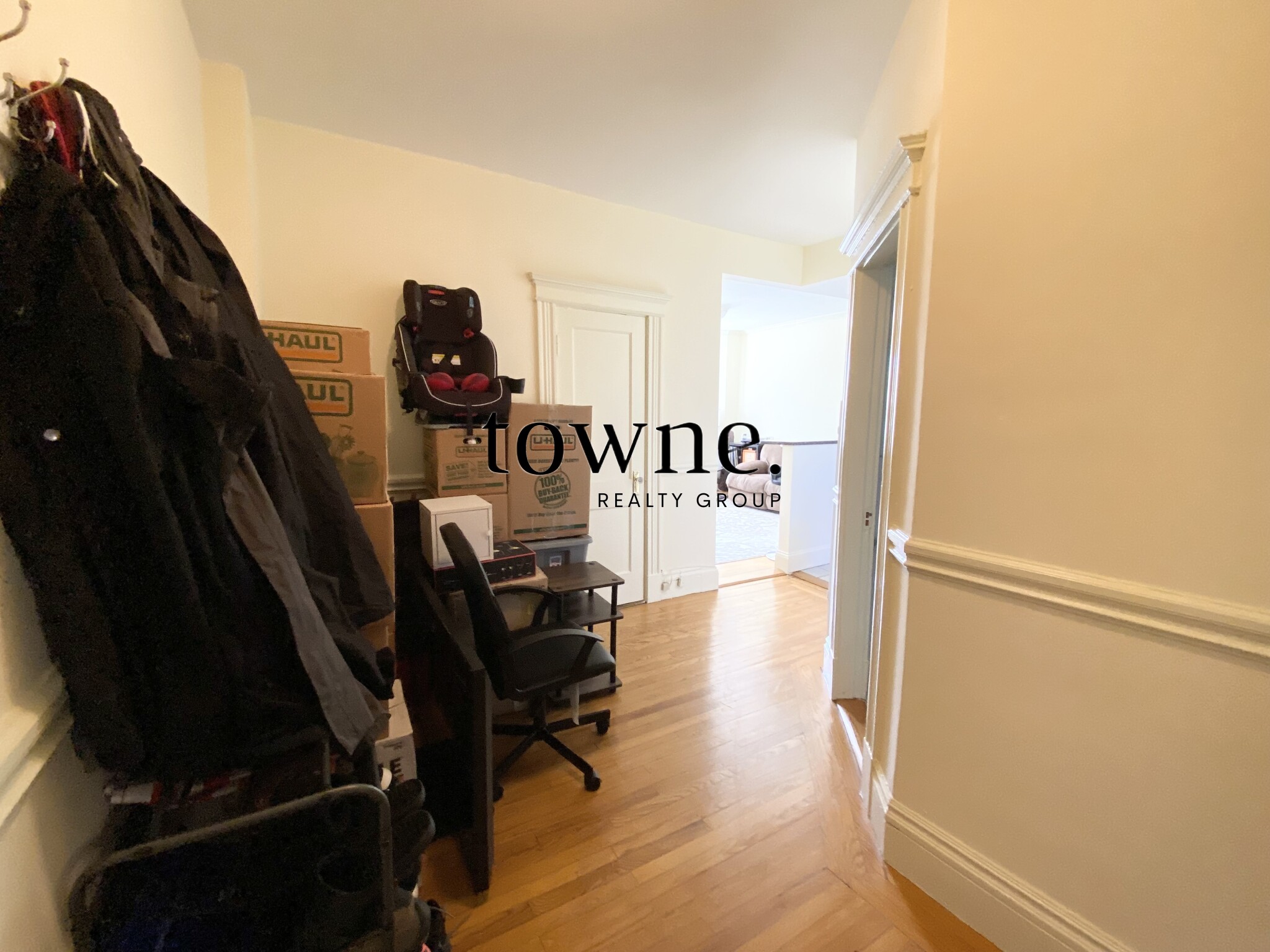 19 Queensberry St, Fenway