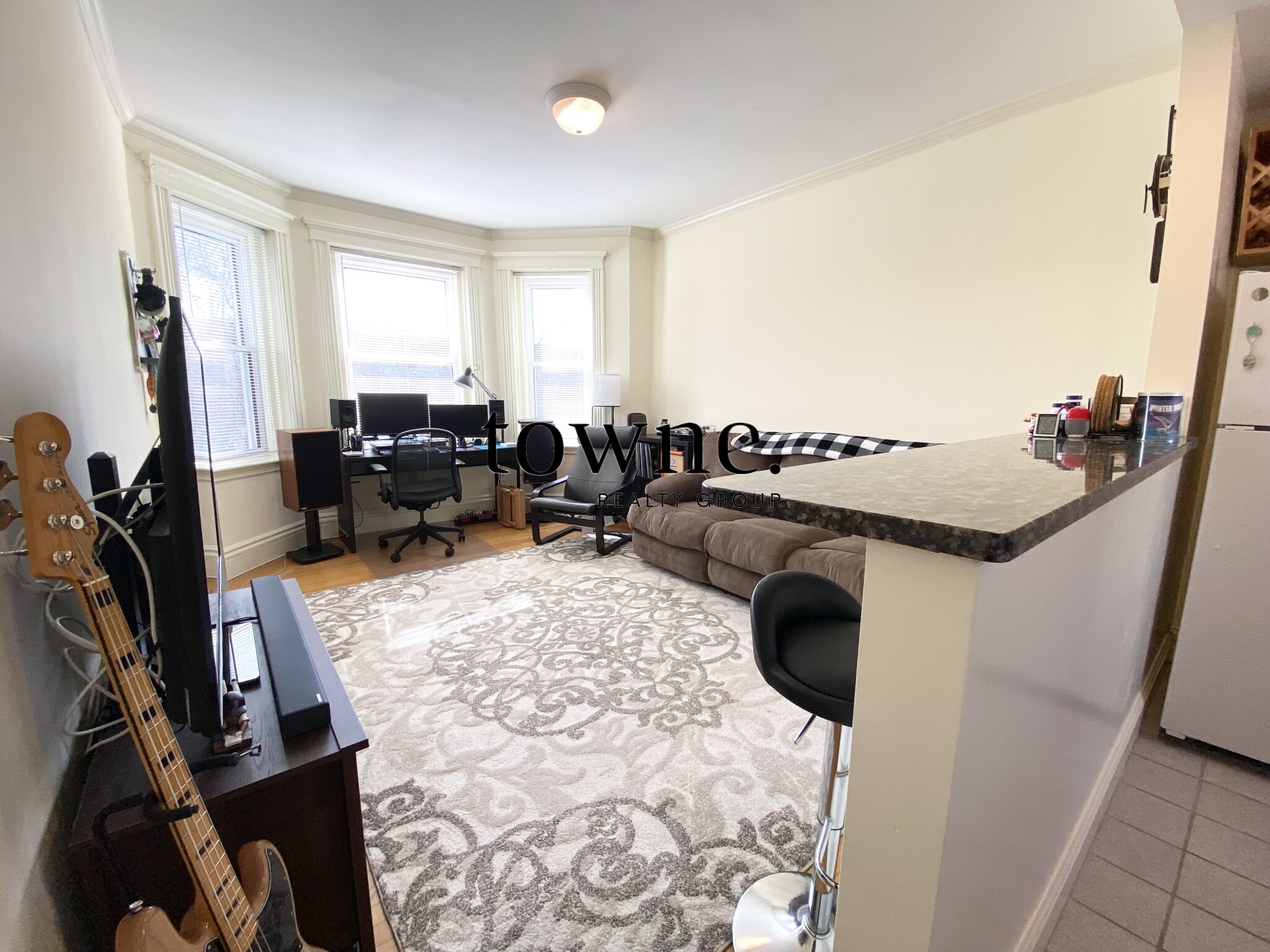 19 Queensberry St, Fenway