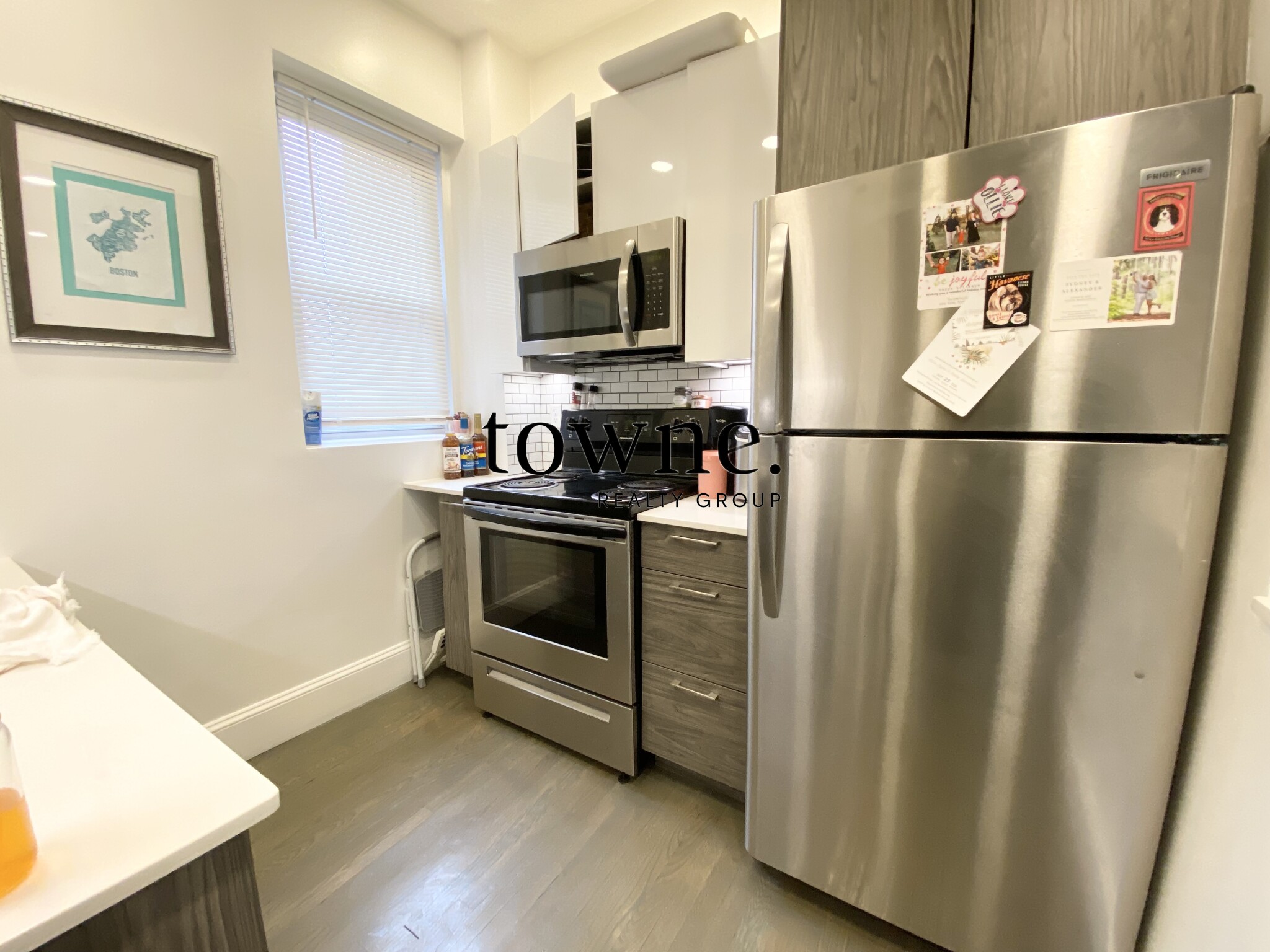 102 Queensberry St, Fenway