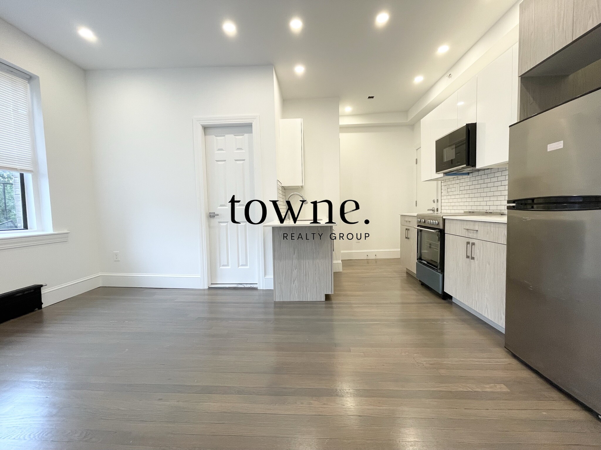 11 Queensberry St, Fenway