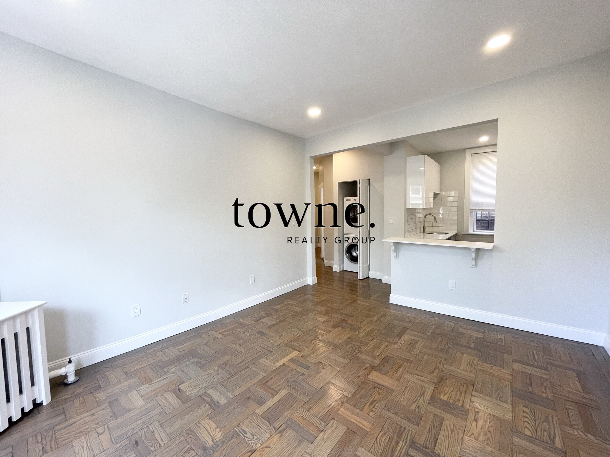 32 Queensberry St, Fenway