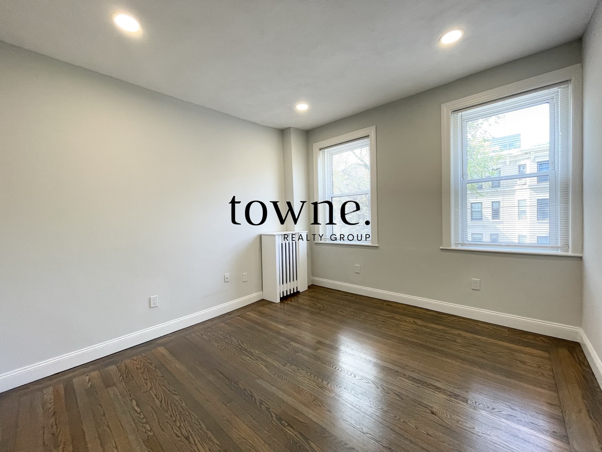 32 Queensberry St, Fenway