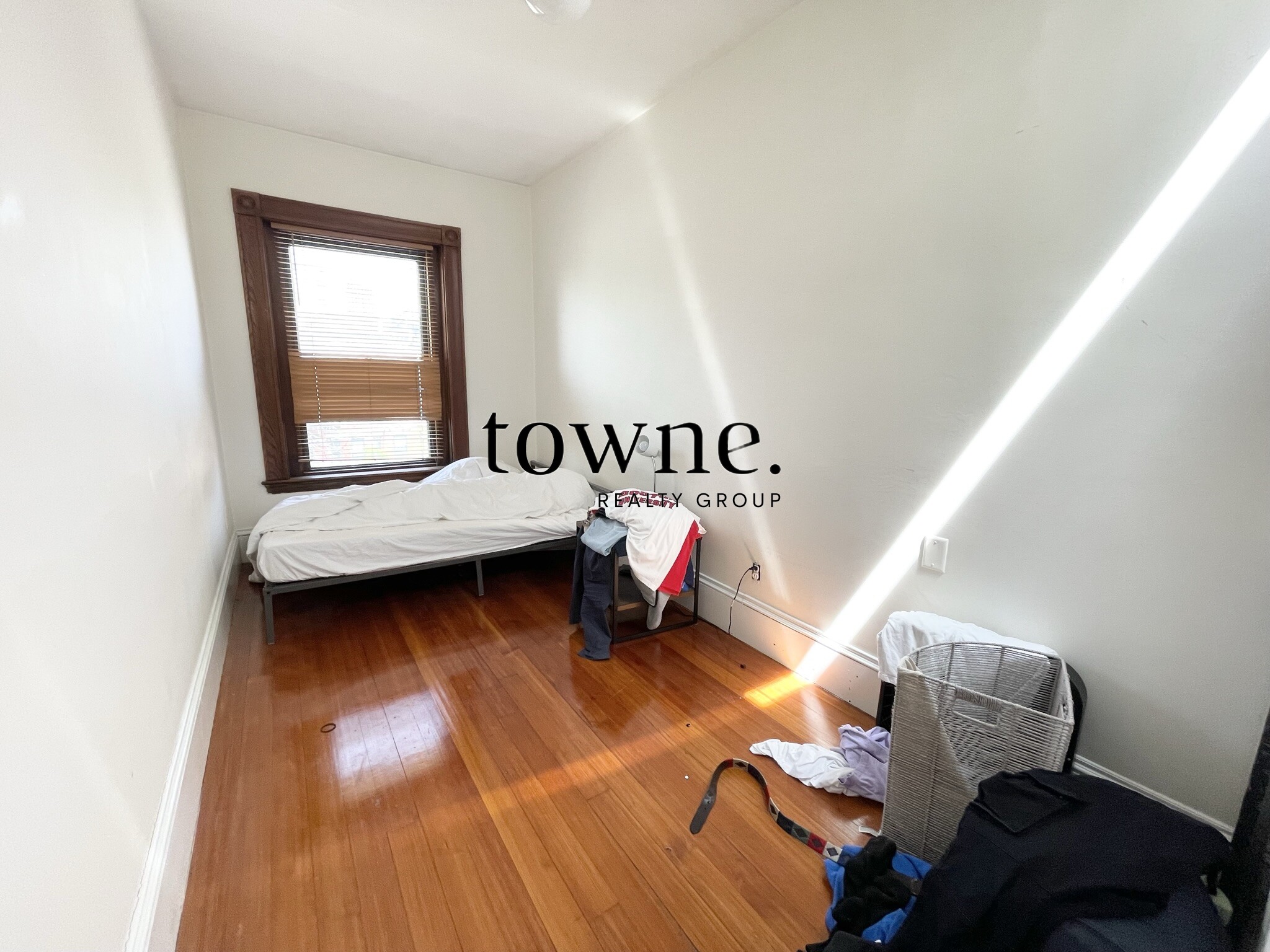 849 Beacon St, Fenway