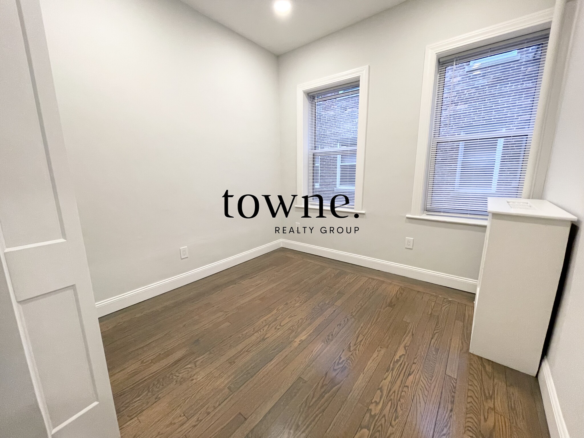 19 Queensberry St, Fenway