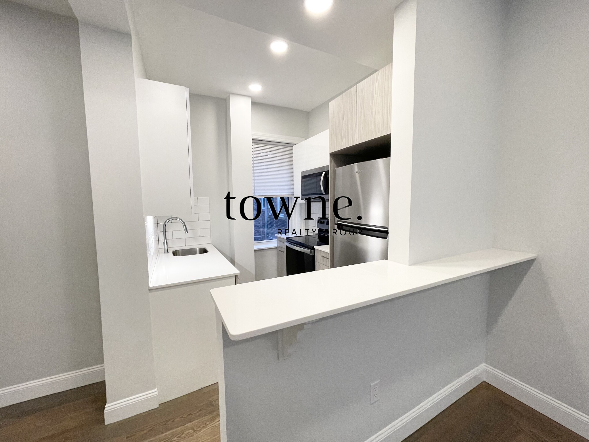 19 Queensberry St, Fenway