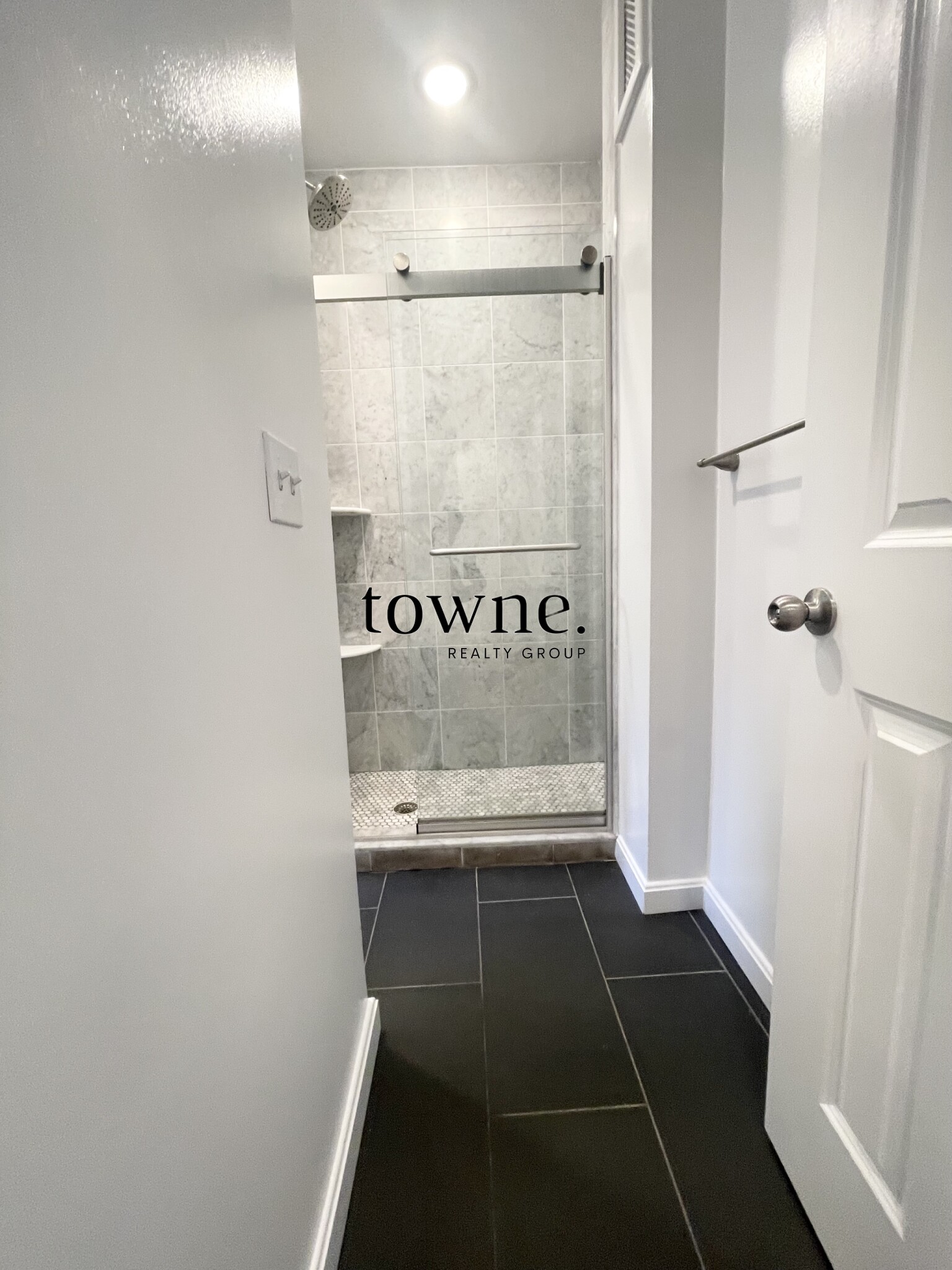 11 Queensberry St, Fenway