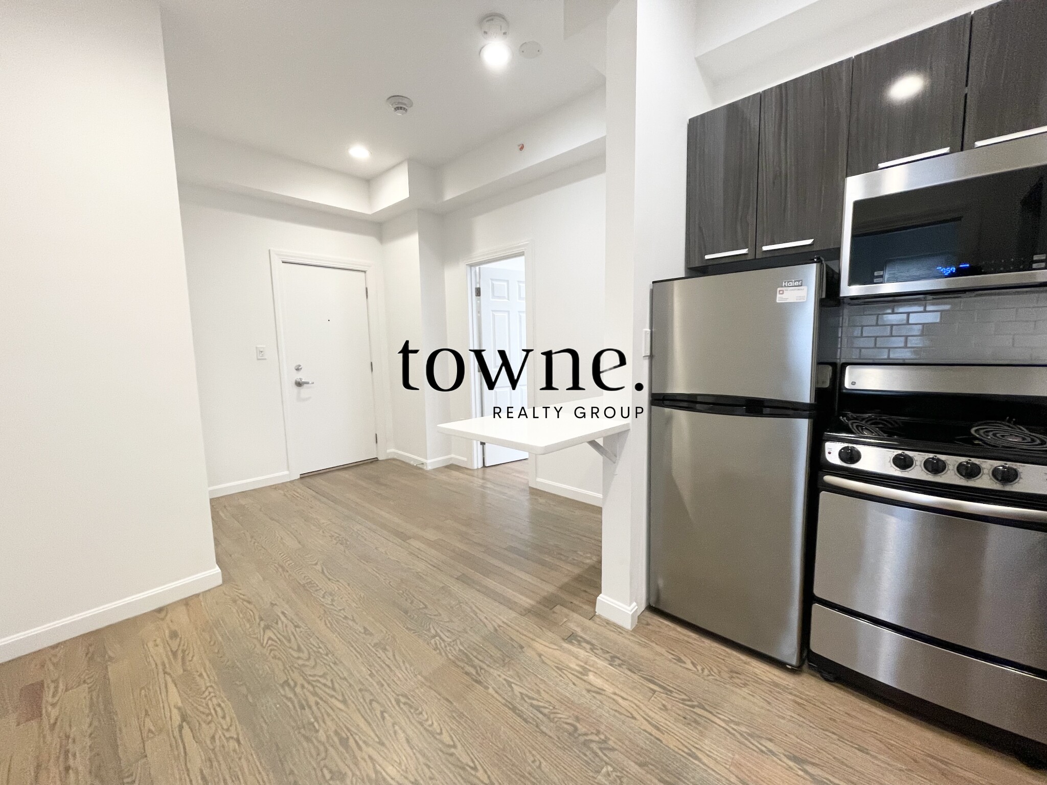 11 Queensberry St, Fenway