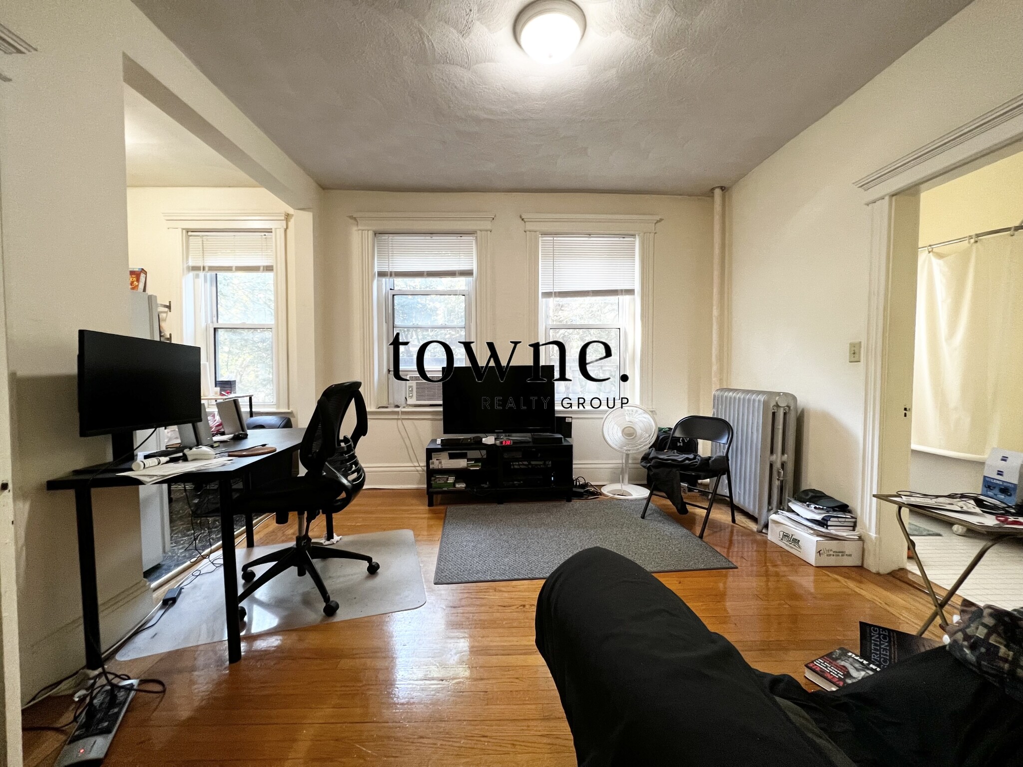 19 Queensberry St, Fenway