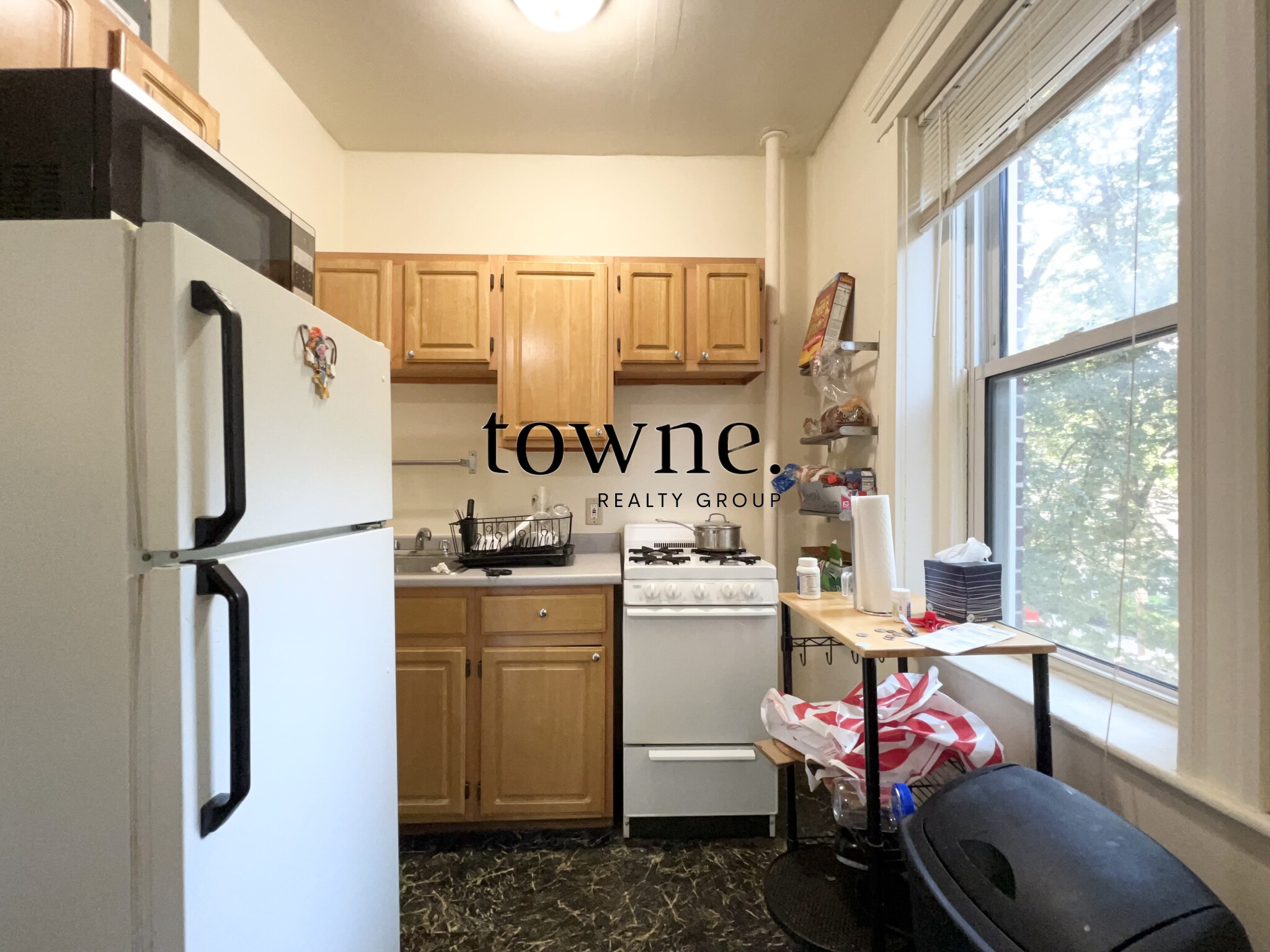 19 Queensberry St, Fenway