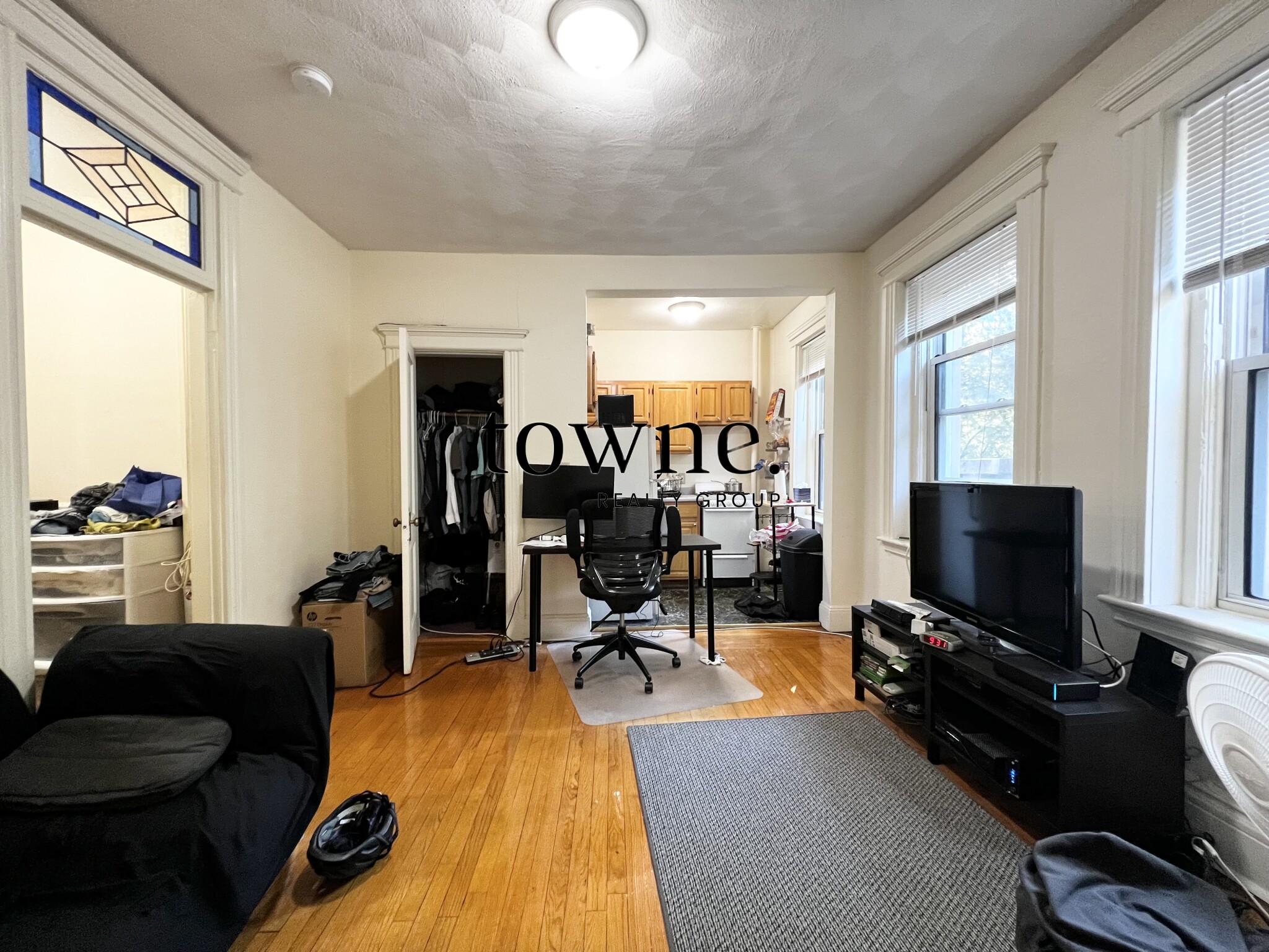 19 Queensberry St, Fenway