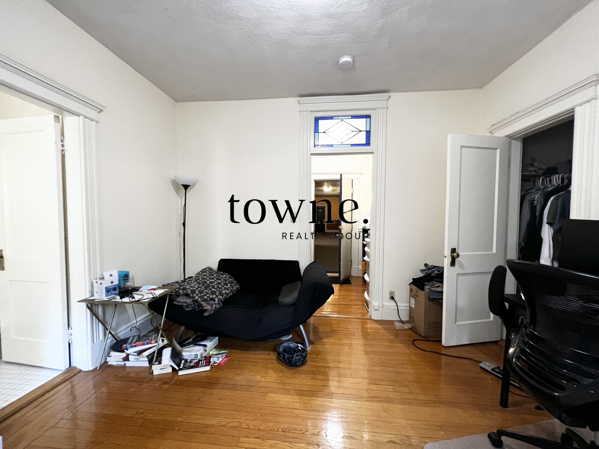 19 Queensberry St, Fenway