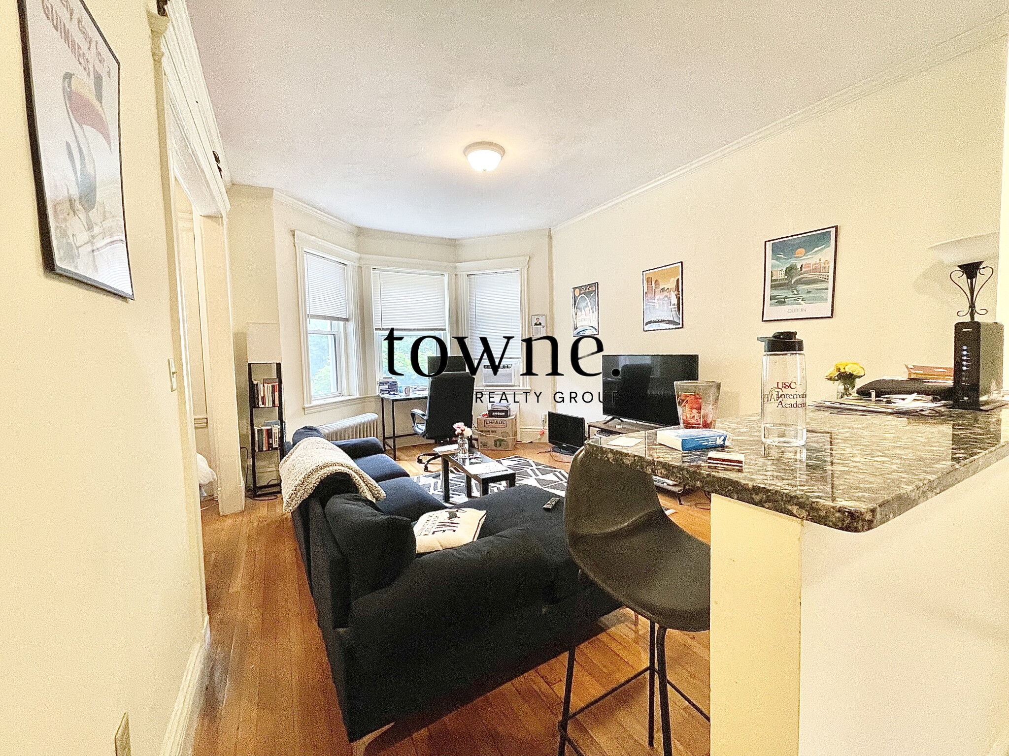 111 Queensberry St, Fenway