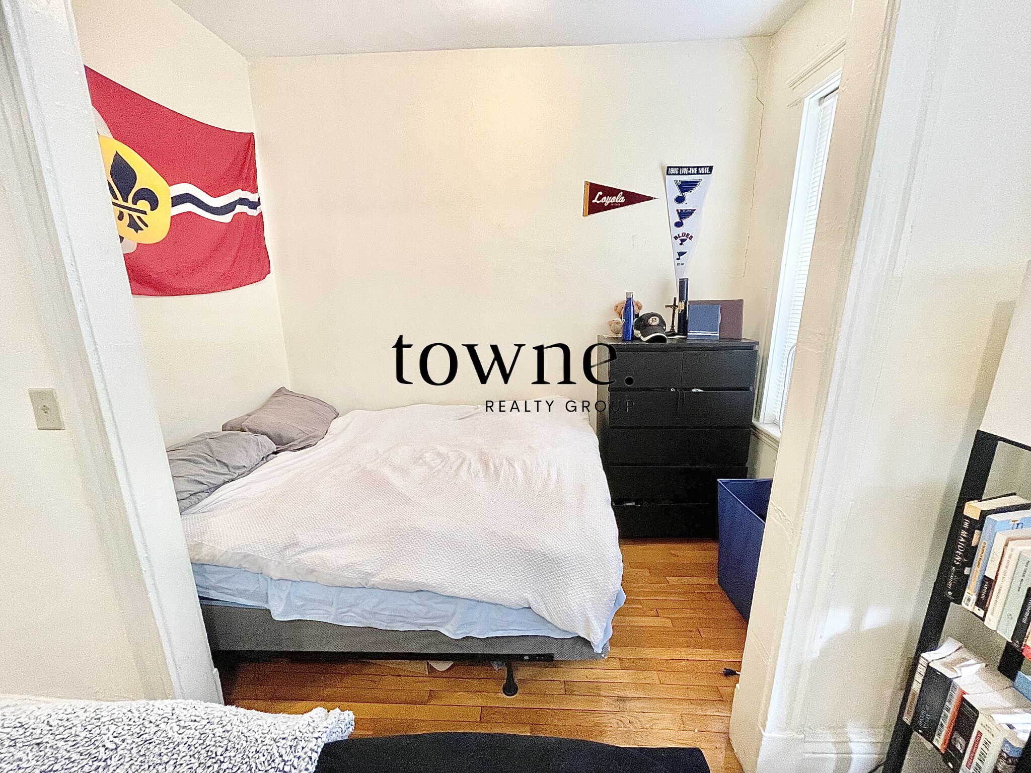 111 Queensberry St, Fenway