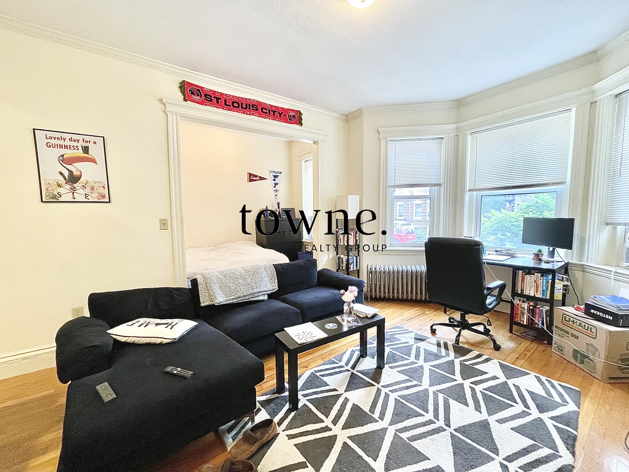 111 Queensberry St, Fenway