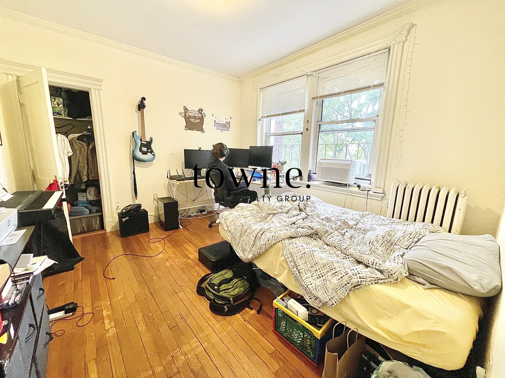 124 Peterborough St, Fenway