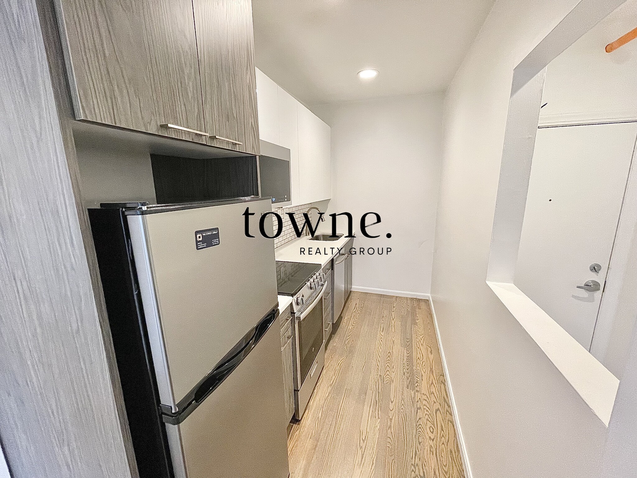 19 Peterborough St, Fenway